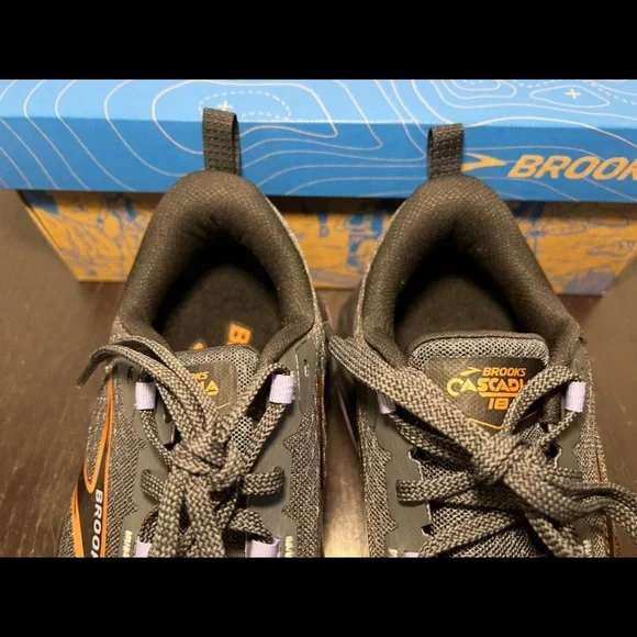 Brooks Cascadia 18 Trail Running Shoes Sneakers Ebony/Lavender/Copper Womans 12